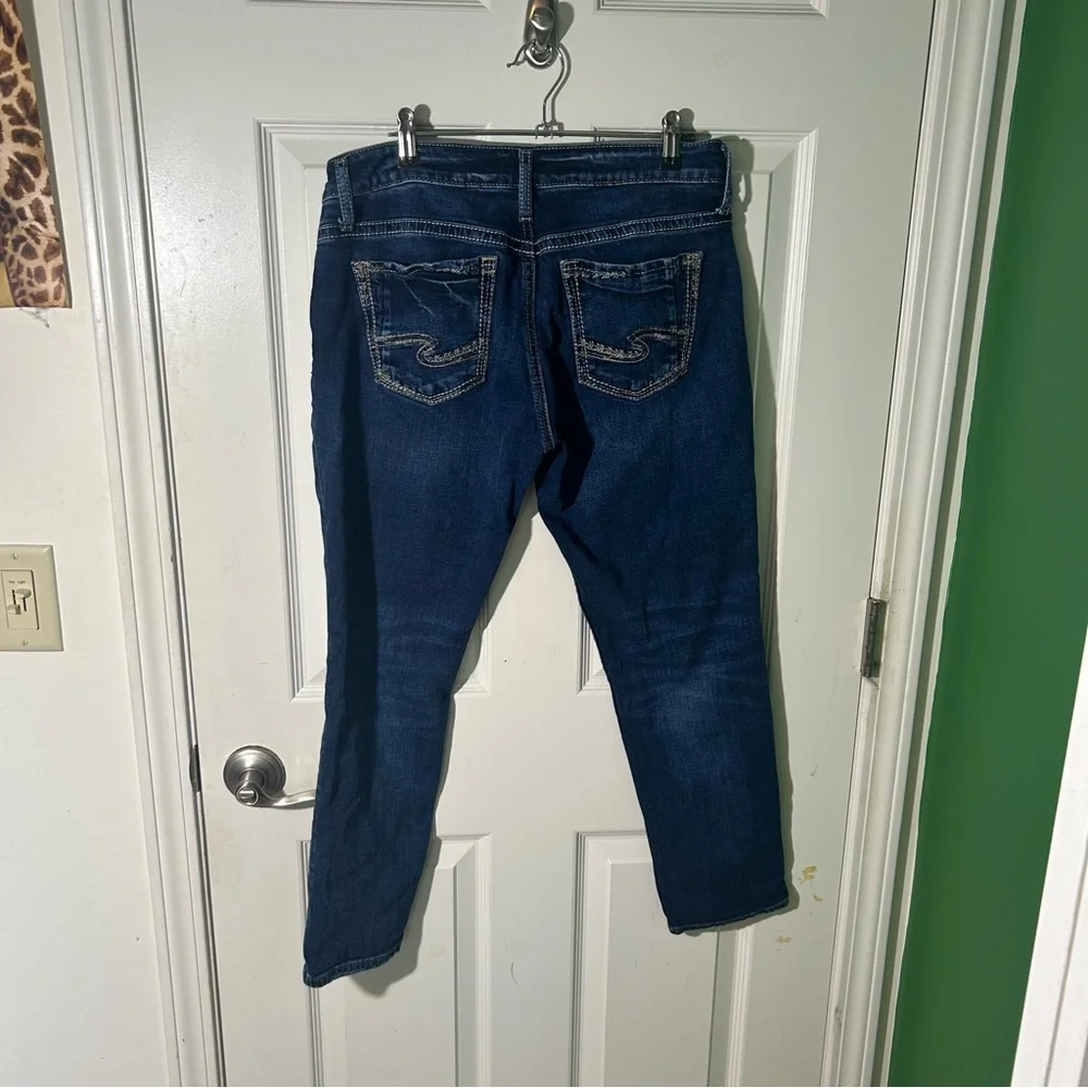 Silver Jeans Co. Women's Boyfriend Mid Rise Slim Leg Jean - Picture 7 of 7
